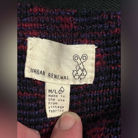 Urban Renewal Vintage 90s Houndstooth Cardigan Sweater Size Medium Dark Academia - Picture 5 of 6